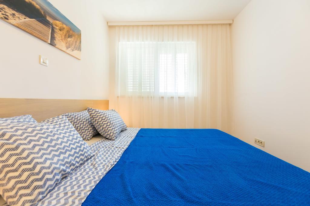 Antonio's Luxury Apartamento *