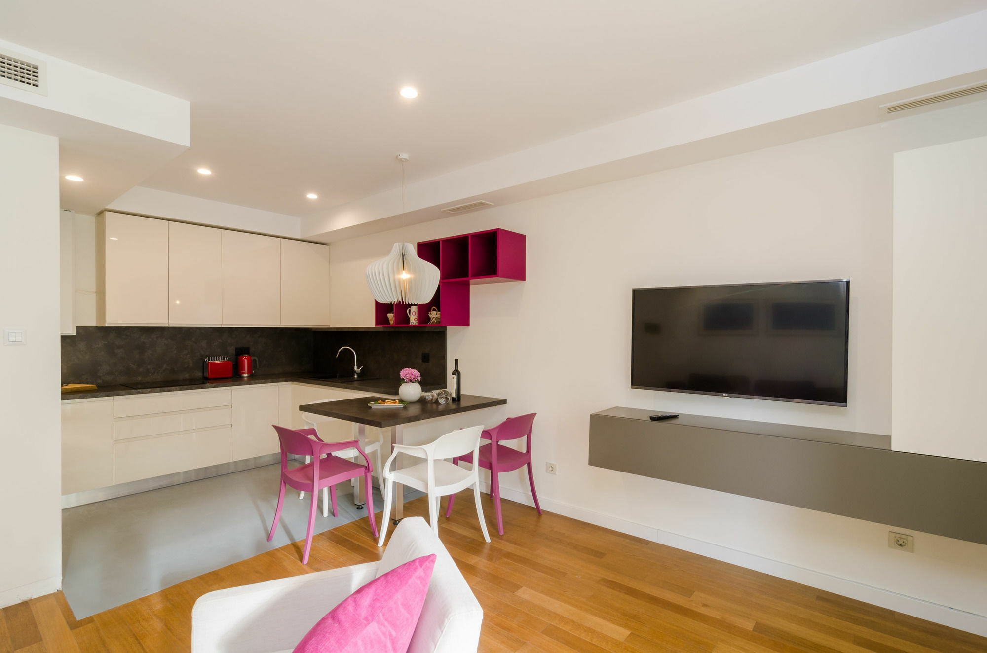 Antonio's Luxury Apartamento